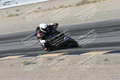 media/Oct-30-2025-Racers Edge (Thu) [[dabbdaf680]]/3-B Group/Session 3 (Turn 15 Inside)/